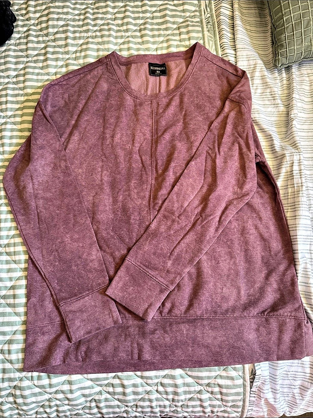 32 Degrees 32 HEAT Long Sleeve Top in Purple Size Medium Like New